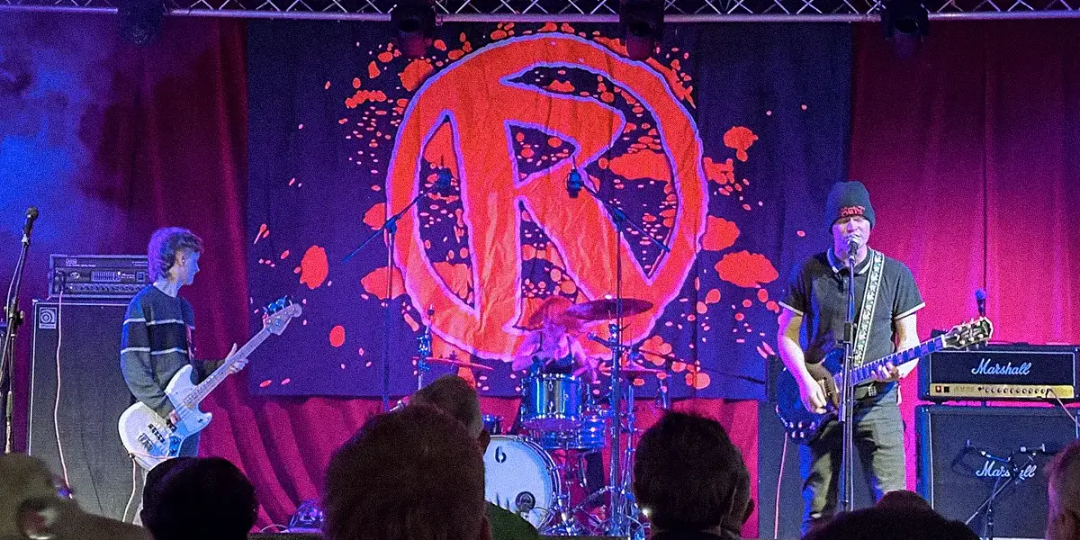 Smoking Fingers spielen am Rebellion Festival 2026